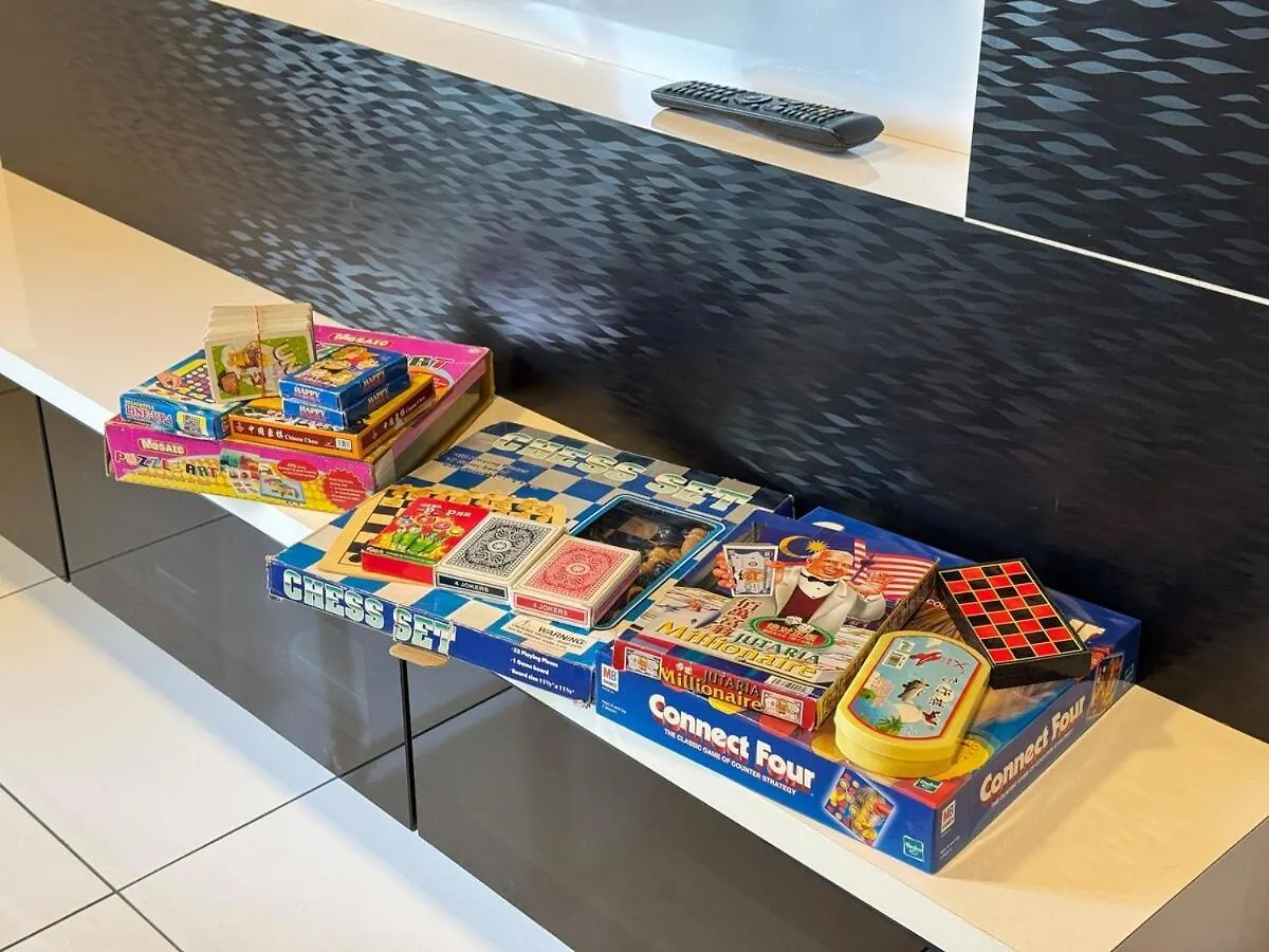 1208Paradigm Mall Family Cozy Up To 11Pax Johor Bahru