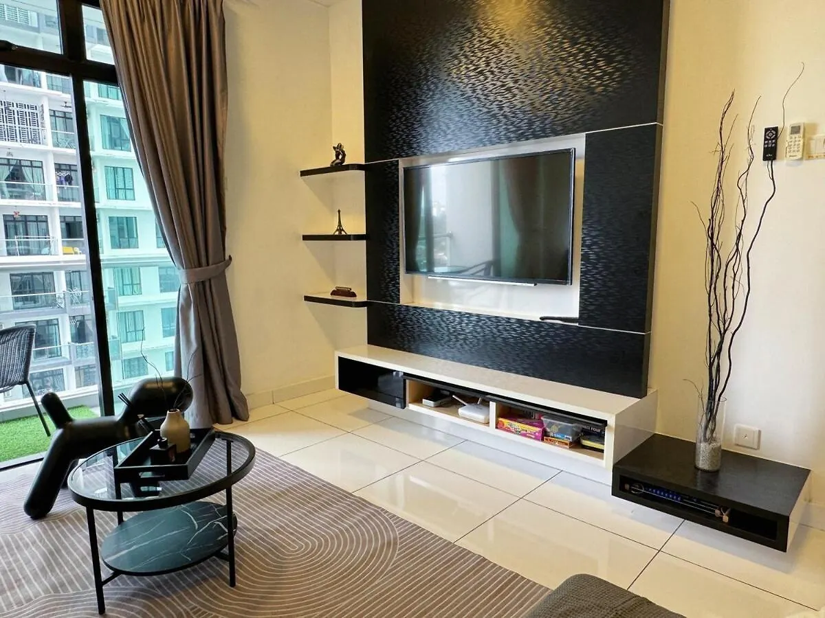 1208Paradigm Mall Family Cozy Up To 11Pax Johor Bahru 0*,
