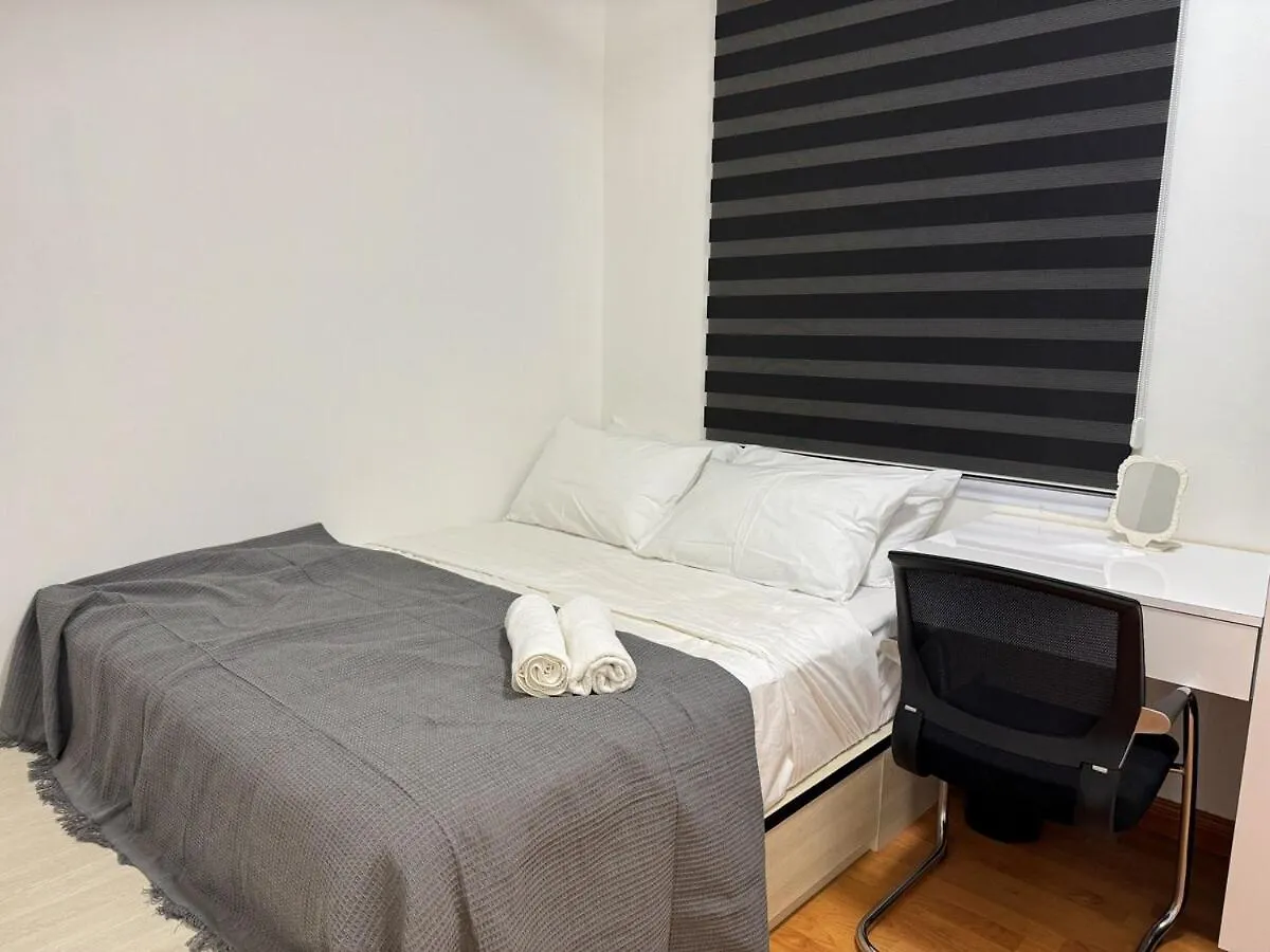 1208Paradigm Mall Family Cozy Up To 11Pax Johor Bahru Malásia