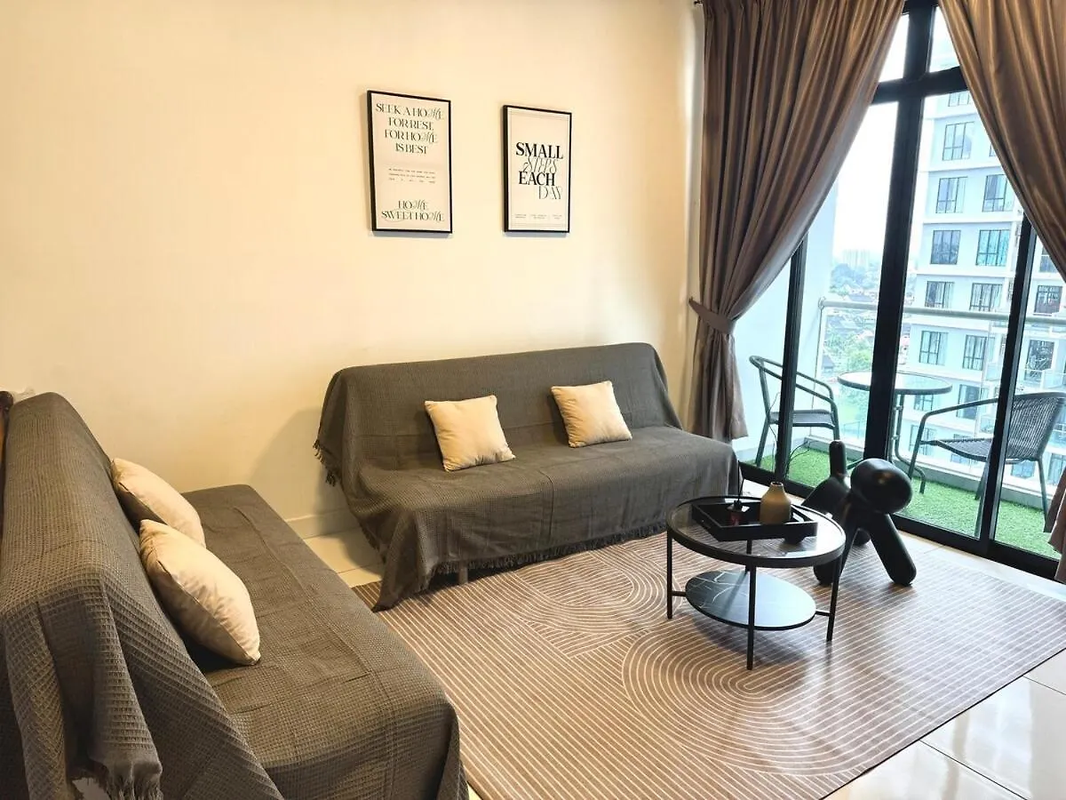 1208Paradigm Mall Family Cozy Up To 11Pax Johor Bahru 0*,